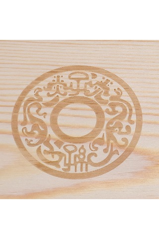 Gajeena 50 Parçalık Nem Geçirmez Çam Ağacı Madalya Ve Para Saklama Kutusu - Antika Kilitli Diğer