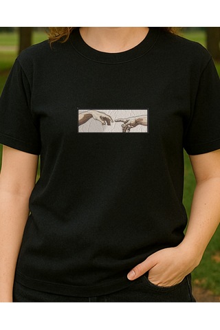 Tanrının Eli Baskılı T-shirt Siyah