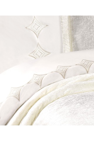 Goldroom Home Venessa 10 Parça Nakışlı Nevresim Takımlı Çeyiz Seti. Krem