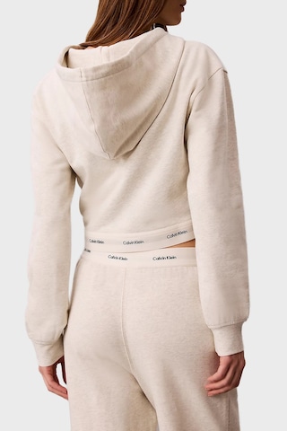 Calvin Klein % 100 Pamuk Logolu Regular Fit Fermuarlı Kapüşon Yaka Sweat Lv047g252gp4p Bayan Sweat Lv047g252g P4p Bej