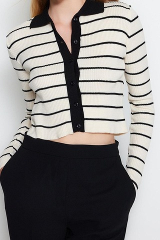 Ersefa Kadın Modern Tarz Slim Polo Yaka Crop Triko Hırka Siyah
