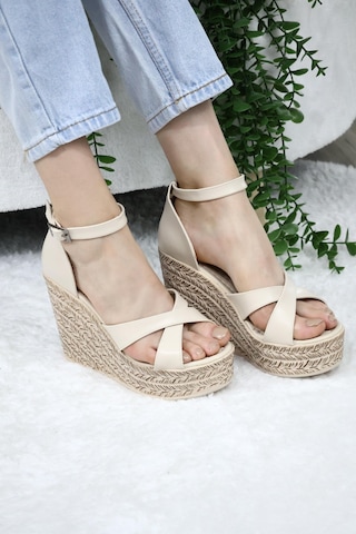 Asmi Shoes Kadın Çapraz Bantlı Dolgu Topuklu 11cm Ayakkabı Rahat Yüksek Topuklu 700 Krem Krem