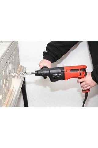 Maktec MT870 720 W Kırıcı ve Delici 2.5 KG