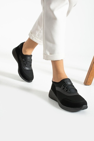 Siyah Anatomik Esnek Taban Slip-on Spor Ayakkabı Günlük Sneaker Siyah