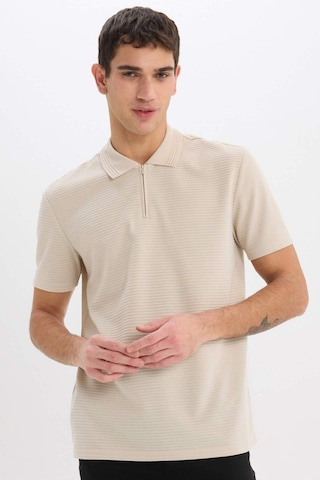 DeFacto Regular Fit Polo Yaka Fermuarlı Kısa Kollu Tişört E4233AX25SMBG737