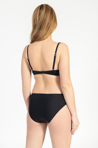Pemilo Kadın 717 Kaplı Bikini Takımı Siyah-siyah 37158 - 1 Siyah