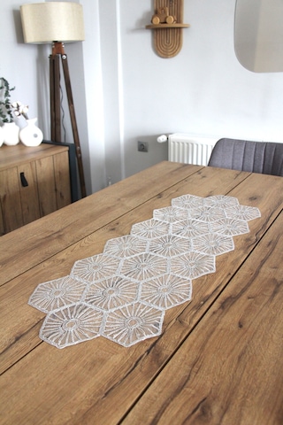 Simli Dantel Kordon Örme Detay Masa Runner Fiskos Örtüsü 100x35 Cm 2004-altıgen 001