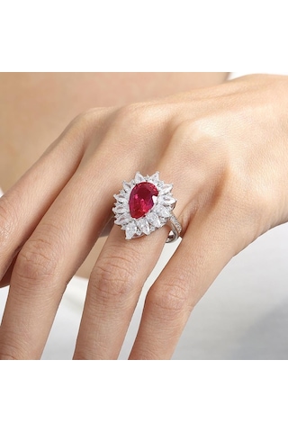 Mia Vento Effective Diamond Londra Tutkusu Sentetik Yakut Taşlı Gümüş Yüzük
