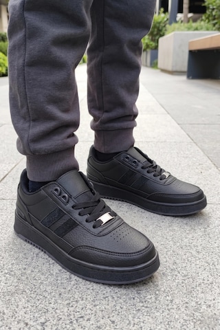 In Step Black Legend Series: Siyah Unısex Çocuk Spor Ayakkabı