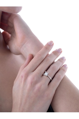 0,52 Karat Idl Sertifikalı Tektaş Pırlanta Yüzük-818