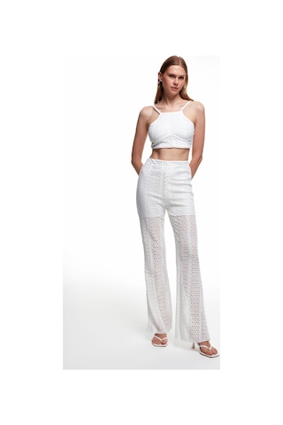 Fashion Cocktail Kısa Astarlı Fileli Lastik Bel Dar Kombin Modern Pantolon Beyaz