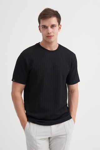 Cazador Erkek Bisiklet Yaka Örme Desen T Shirt 40510 Siyah