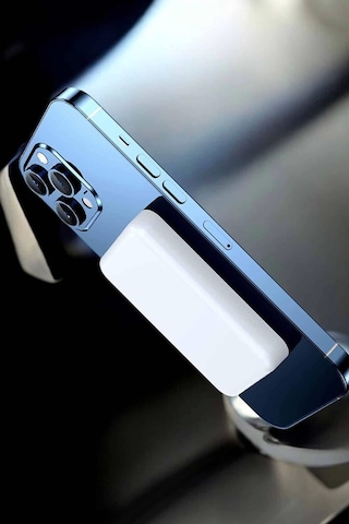 Magsafe Kablosuz Batarya Yüksek Performanslı Manyetik Tasarım Hızlı Şarj Çok Renkli