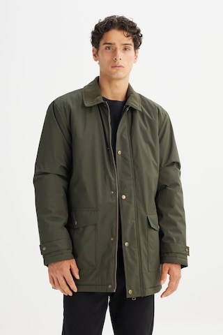 Lee Sıcak Tutan Regular Fit Normal Kesim İçi Polarlı Cepli Parka Haki