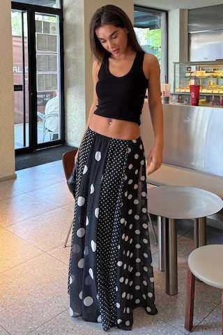 Madmext Siyah Çoklu Puantiye Desen Maxi Etek Mg2839