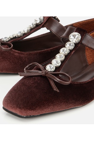 Hotiç Kadın Kahverengi Kadife Taşlı Fiyonk Detaylı Babet 01ayh314670a480 01ayh314670a480 Kahverengi