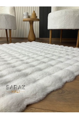 Saraz Halı Bubble Tavşan Post Yumuşacık Tavşan Tüyü Kaymaz Yıkanabilir Beyaz Beyaz