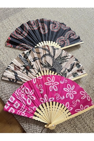 Endonezya Batik Kumaş El Yapımı Ahşap Yelpaze Büyük Boy 27 Cm