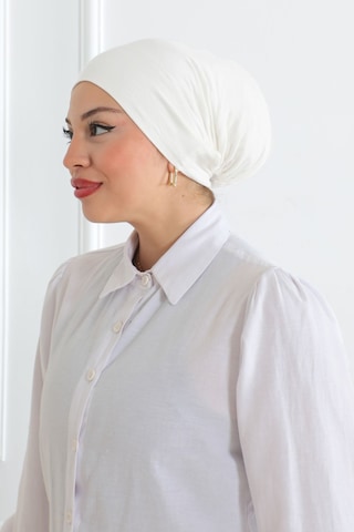 Melodi Scarf Kadın Tesettür Geniş Hacimli Pratik Ense Ve Çene Altından Geçmeli Kaymayan Bone Beyaz Çeneli Bone Beyaz