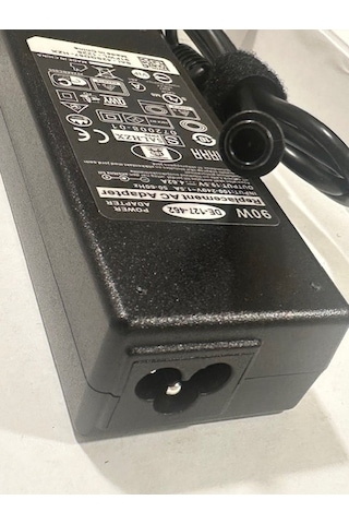 19.5 Volt 4.62 Amper Dell Uyumlu Notebook Adaptör 7.4 Mm 5.0 Mm Dell Uyumlu Adaptör
