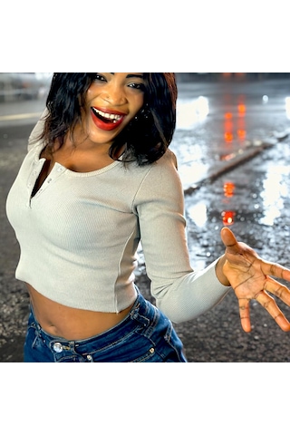 İbeeka Yeni Sezon Havuz Yaka Kesim Çıtçıt Yakalı Pamuk Kaşkorse Crop Body / Bluz Gri Renk Gri