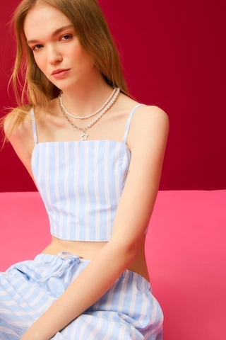 DeFacto Coool Çizgili Poplin Askılı Bluz D3517AX24HSBE196