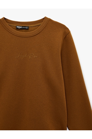 Koton Regular Fit Uzun Kollu Şardonlu Bisiklet Yaka Basic Baskılı Sweatshirt Hardal 6sam70046mk Hardal
