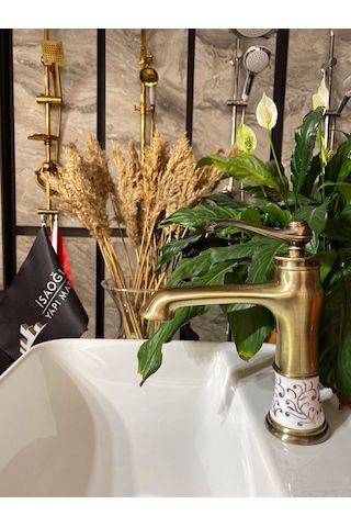 İsaoğlu Yapı Antik Gold Vintage Banyo Lavabo Bataryası Mat Altın Lavabo Musluğu Altın Lavabo Bataryası Gold