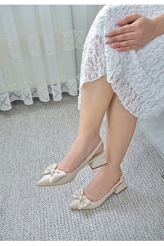 Asmi Shoes Kadın Mina Krem Cilt Arkası Açık Sivri Burun Fiyonk Detaylı 4 Cm Topuklu Ayakkabı