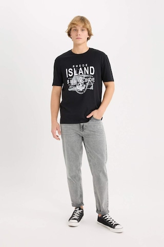 DeFacto %100 Pamuk Regular Fit Bisiklet Yaka Baskılı Kısa Kollu Tişört D9353AX25SPBK81