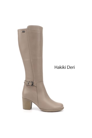 Gönderi R Kadın Bej Fermuarlı Kalın Topuklu Hakiki Deri Çizme Gkzc13446501 Bej