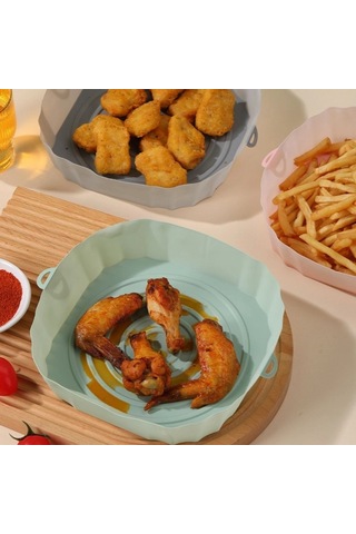Buffer Renkli Isıya Dayanıklı Yıkanılabilir Silikon Fırın Ve Airfryer Kare Model Pişirme Matı 20 Cm Çok Renkli