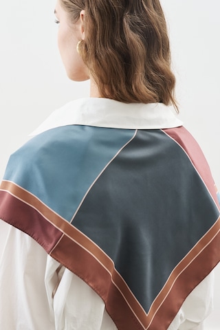 Desenli Orta Boy Saten Fular Nera-indigo Nera-indigo