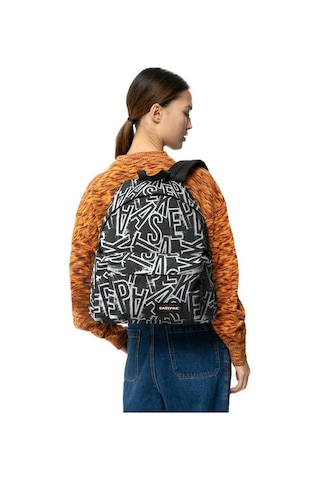 Eastpak Sırt Çantası Day Pak'r Laptop Gözlü Ep Letters Black 2o0 Siyah - Beyaz