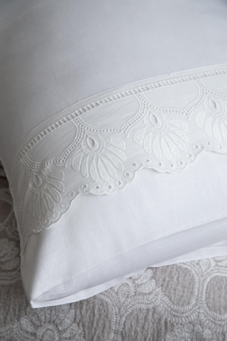 Çift Kişilik Madrid Gri Yatak Örtülü Nevresimli Set Gri