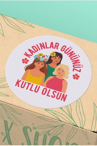 Kadınlar Gününüz Kutlu Olsun Sticker Etiketi 3x3cm St2417 Çok Renkli