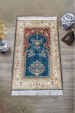 Dijital Baskı Kaymaz Tabanlı Yıkanabilir Püsküllü Seccade Scd0004 Renkli