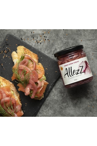 Kırmızı Soğan Turşusu 3 X 210 G