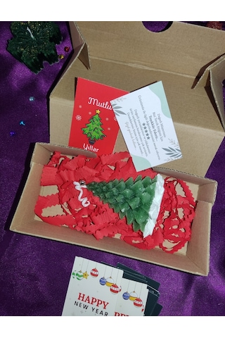 Yılbaşı Özel Yılbaşı Ağacı Vanilya Kokulu Tabaklı Yeşil Mum