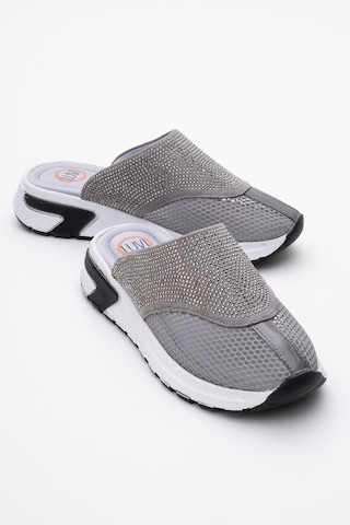 Luvishoes Glea Gri Taşlı Fileli Burnu Kapalı Kadın Terlik Gri