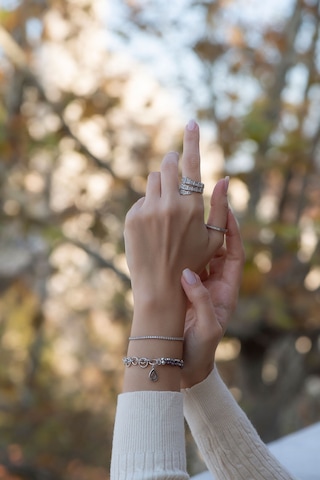 So Chic Su Yolu 18 Ayar Beyaz Altın Kaplama Gümüş Ayarlanabilir Bileklik