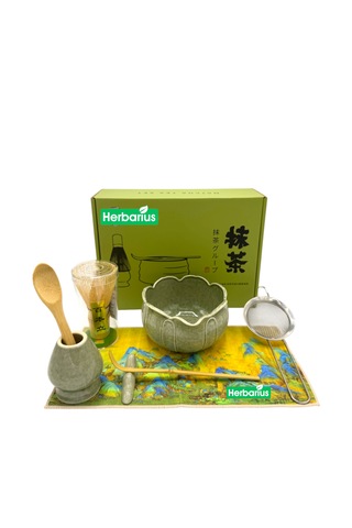 Herbarius 8 Parça Lotus Desenli Adaçayı Yeşili Renk Matcha Çayı Hazırlama Seti - Geleneksel Japon Matcha Seti