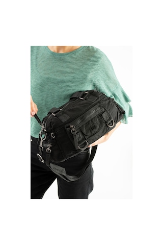 Kadın Omuz Çantası Çapraz Askılı Postacı Bayan Çantası 21 31 Cm Poliamid Hafif Kumaş Kol Çantası Siyah