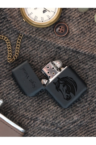 Vagave Siyah Renk Hakiki Deri Kılıflı Zippo Benzinli Çakmak
