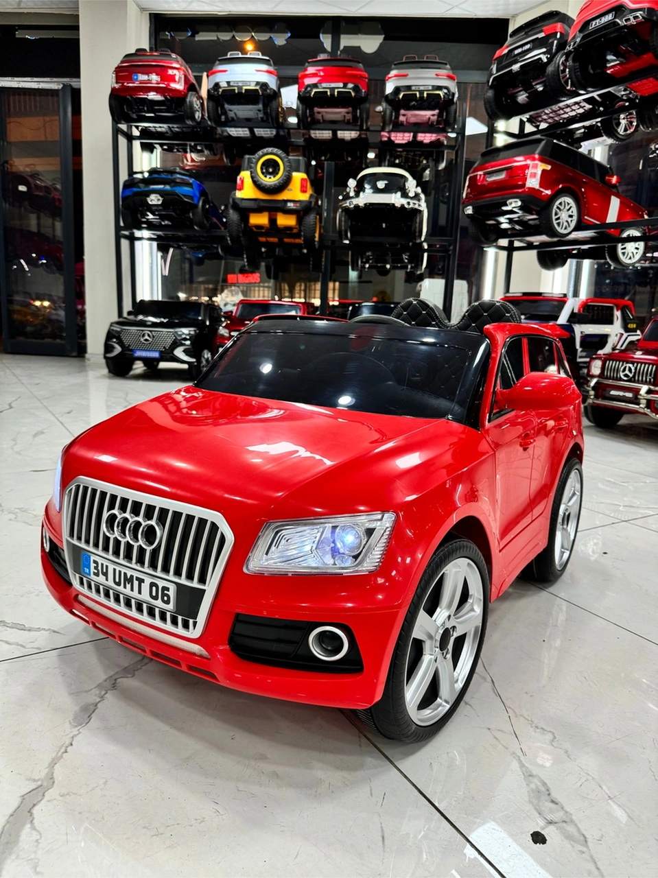 Audi Suv 2025 Yeni Nesil O-7 Yaş Akülü Araba Kırmızı