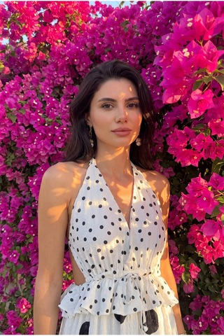 Fashion Cocktail Pretty Woman Sırt Bağlamalı Dokulu Kumaş Nostaljik Retro Vintage Puanlı Puantiyeli Dalgalı Astarlı Sırt Dekolteli Şifon Uzun Elbise Beyaz