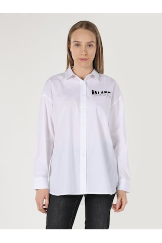 Colin's Regular Fit Yazı Baskılı Beyaz Kadın Uzun Kol Gömlek CL1062956_Q1.V1_WHT