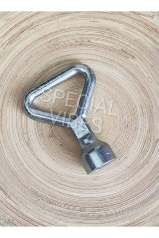 Specıal Vıbes Elektrik Panoları İçin Üçgen Anahtar 111749572