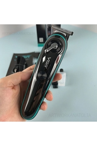 Vgr V-075 Digital Göstergeli Usb Şarjlı Profesyonel Tıraş Makinesi