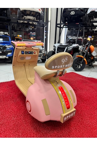 Oyuncaksepeti Vespa Akülü Motor 12 Volt 2-5 Yaş Pembe